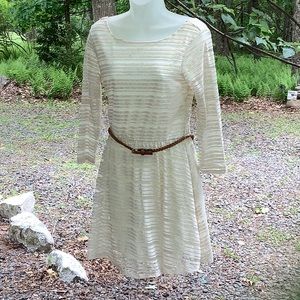 Lily Rose Juniors Sz M Sweet Cream Color Dress Shear w/Slip